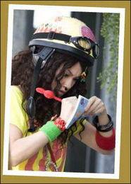 不良笑花在线观看西瓜,西瓜视频独家呈现，笑料横生的青春校园传奇